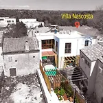 Ferienvilla Nascota Mit Eigenem Pool By Interhome 別荘