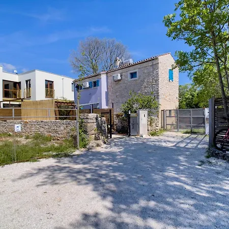 Ferienvilla Nascota Mit Eigenem Pool By Interhome Vodnjan