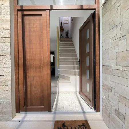Ferienvilla Nascota Mit Eigenem Pool By Interhome Feriehus *