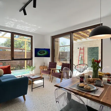 Ferienvilla Nascota Mit Eigenem Pool By Interhome *